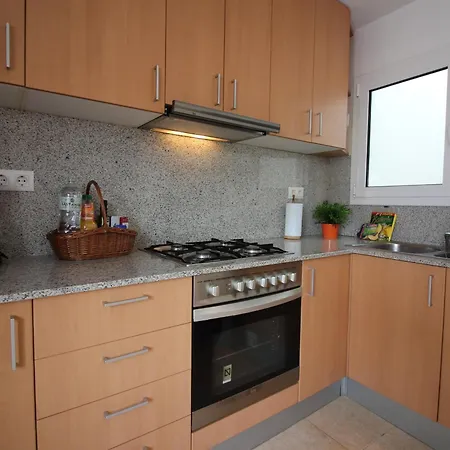 Centrico En Roses, A 300m De La Playa, Con Terraza Solarium Y Wifi. - Es-228-97 아파트 로지즈